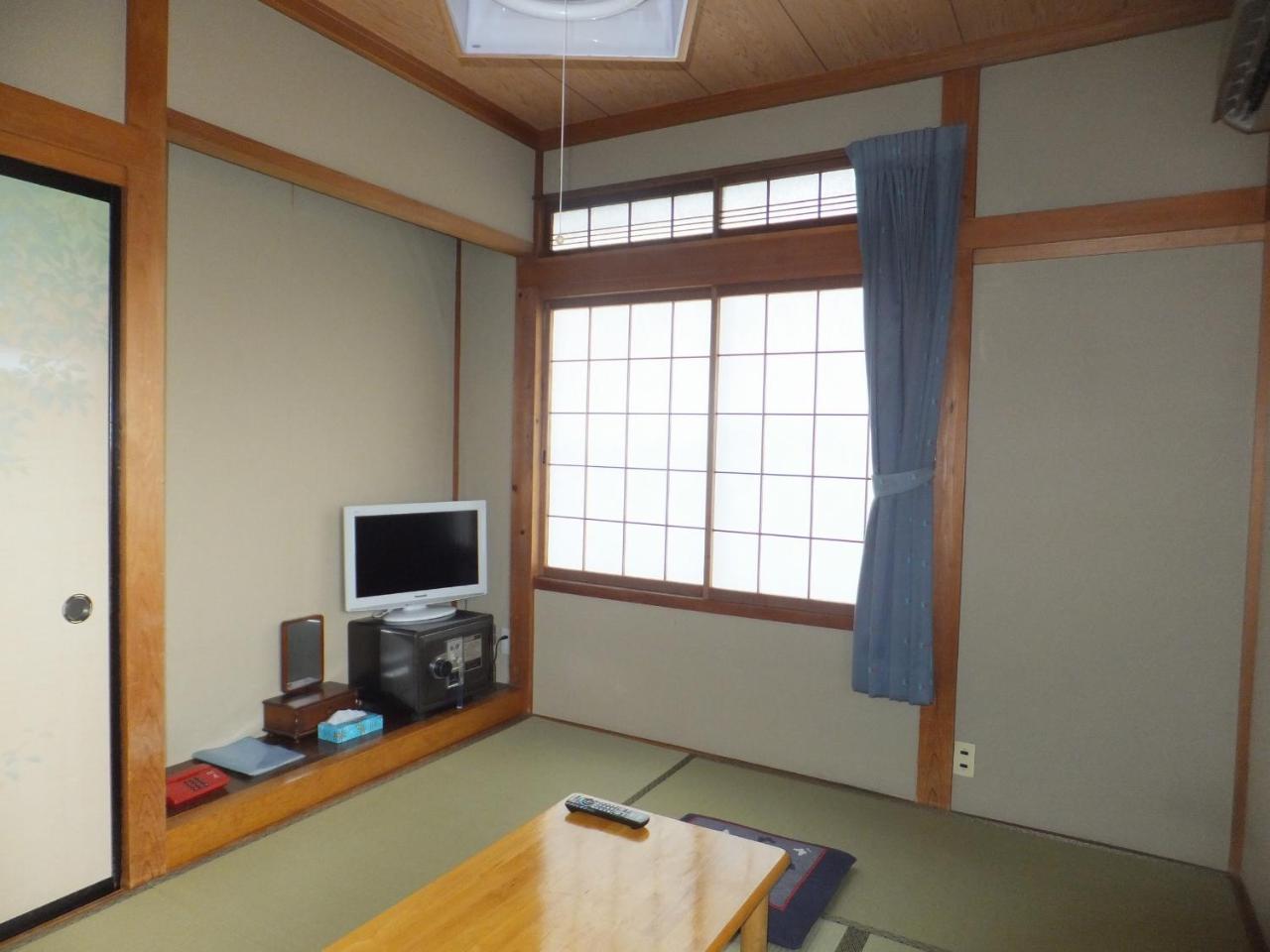 Minshuku Iwatakan Takayama  Exterior foto